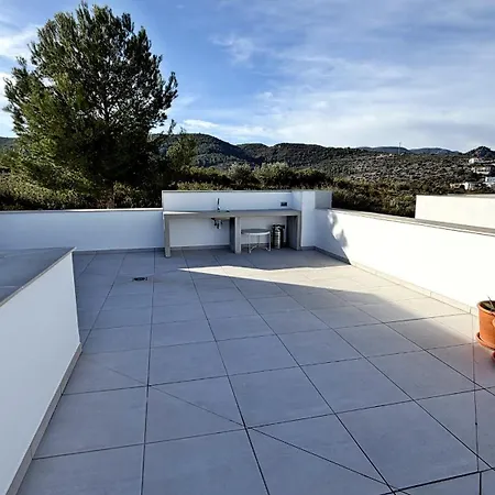 Villa Titulabo *